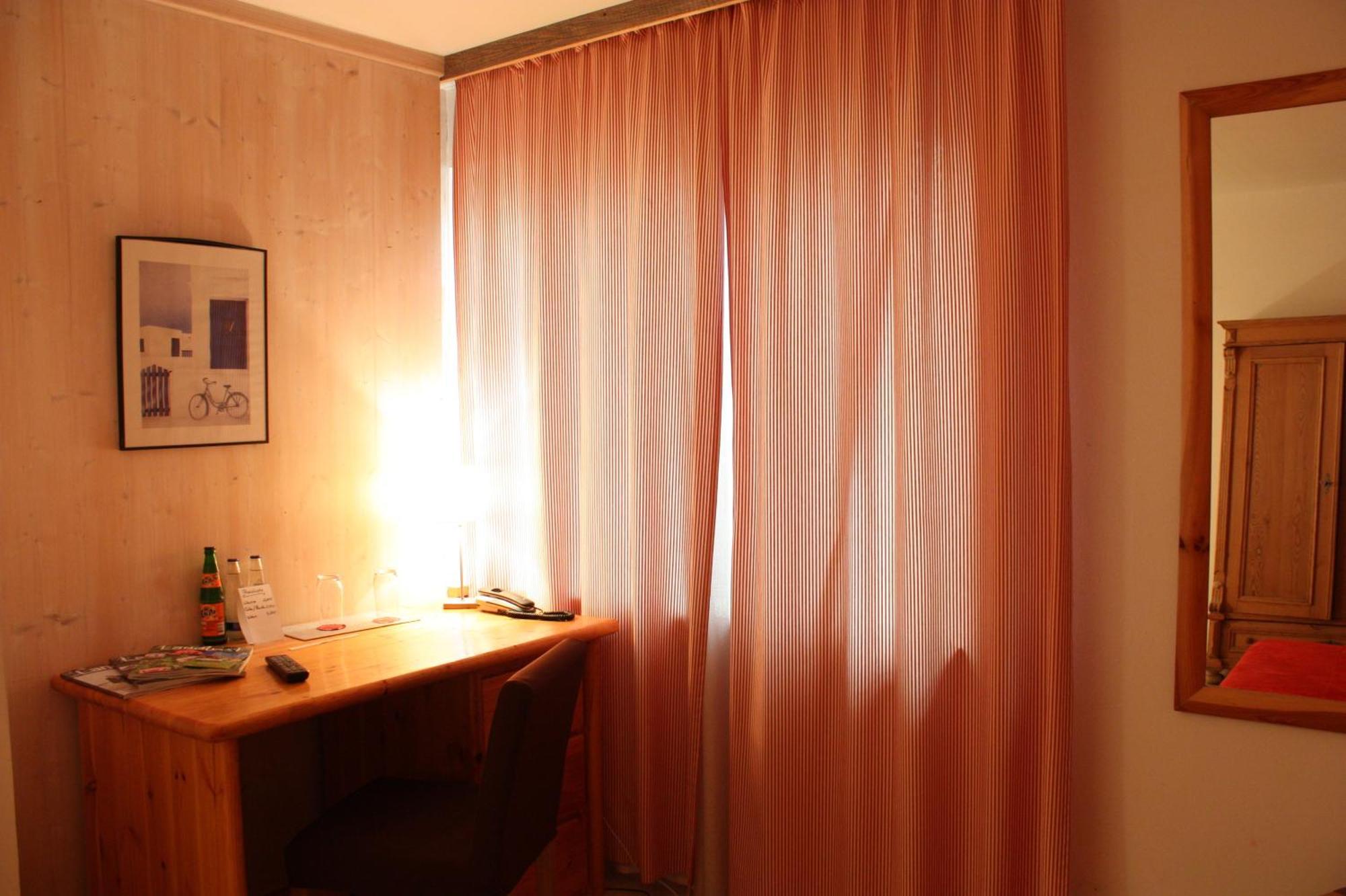 Das Posch Hotel Ομπεραμεργκάου Δωμάτιο φωτογραφία
